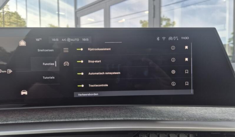 
								Peugeot 3008 ALLURE full									