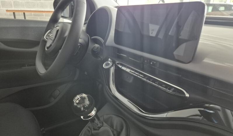 
								Fiat 500 ICON full									