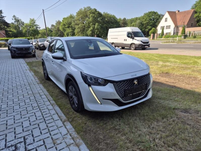
								Peugeot 208 STYLE full									