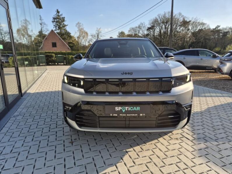 
								Jeep Compass FIRST EDITION full									