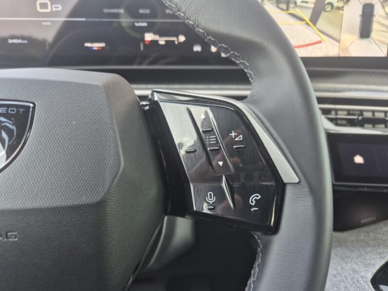 
								Peugeot 3008 ALLURE full									