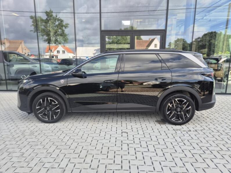 
								Peugeot 5008 GT EXCLUSIVE full									