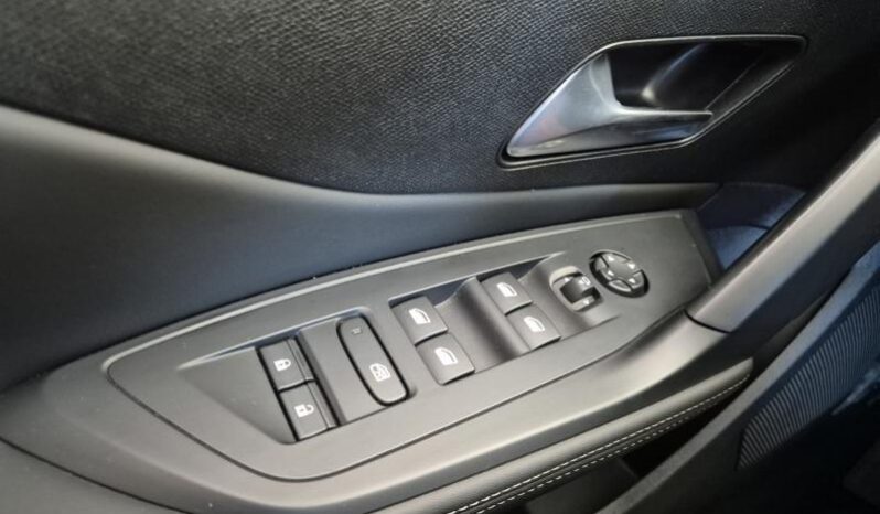 
								Peugeot 408 ALLURE full									