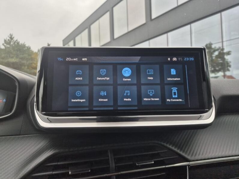 
								Peugeot 2008 ALLURE full									