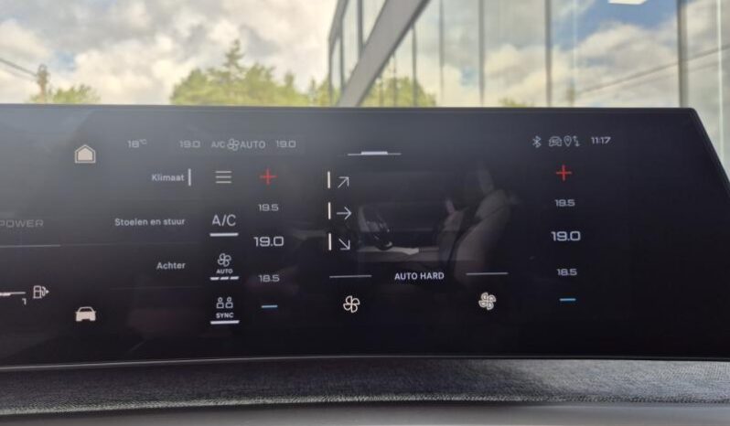 
								Peugeot 5008 GT EXCLUSIVE full									