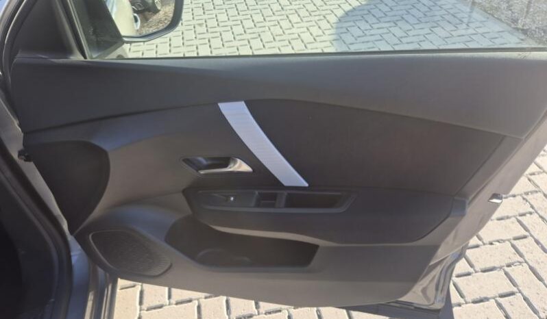 
								Citroen C4 PLUS full									